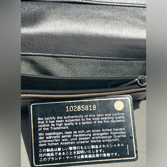 RARE Chanel Striped Bi-Fold Wallet - Picture 9 of 16